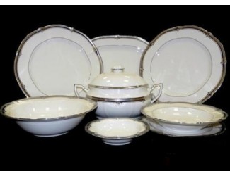 Чайно-столовый сервиз на 12 персон 96 предметов Noritake STRATFORD platinum