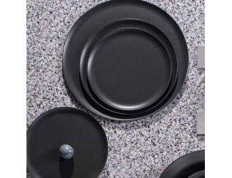 Тарелка 33cм с волнообразным краем Porland Seasons Black чёрный Тарелка 33cм с волнообразным краем Porland Seasons Black чёрный