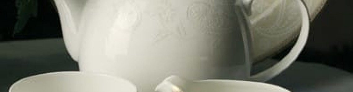 Золотая вышивка Royal Bone China Золотая вышивка Royal Bone China