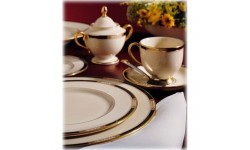 Подлинные ценности (Hancock), Lenox, США