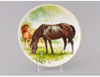 Тарелка мелкая подвесная 21 см Лошади