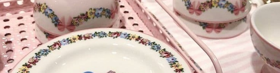 Ellie Greengate Ellie Greengate