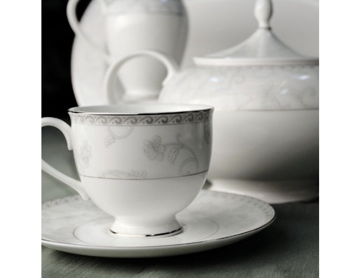 Столовый сервиз на 6 персон 23 предмета Royal Bone China Жизель