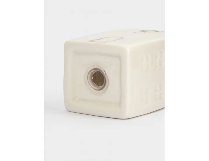 Емкость для соли или перца 8 см бело-золотистая Дом с венком Anna Lafarg Townlet