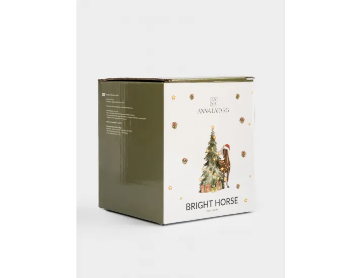 Кружка 420 мл белая Лошадь у елки Anna Lafarg Bright horse