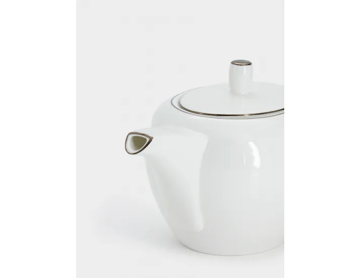 Чайник 1,2 л белый с серебристым кантом Anna Lafarg Арктика