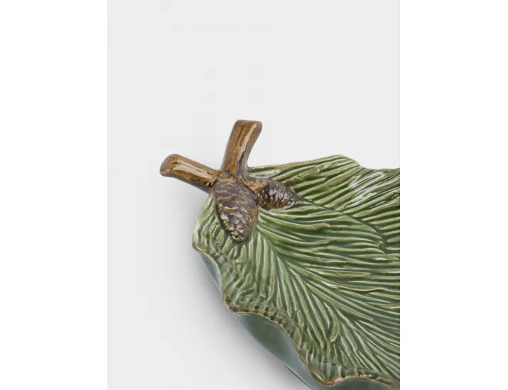 Блюдо 23х15 см зеленое Anna Lafarg Шишки на еловой ветке Fir branch