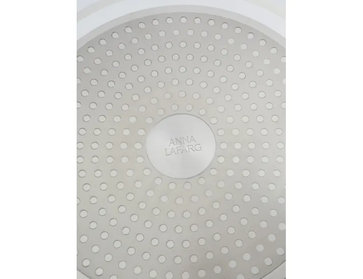 Кастрюля 24 см 4,1 л с крышкой с покрытием молочная Anna Lafarg Palisander