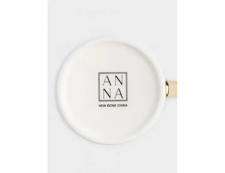 Кружка 300 мл бело-золотистая Домики и ели Anna Lafarg Townlet