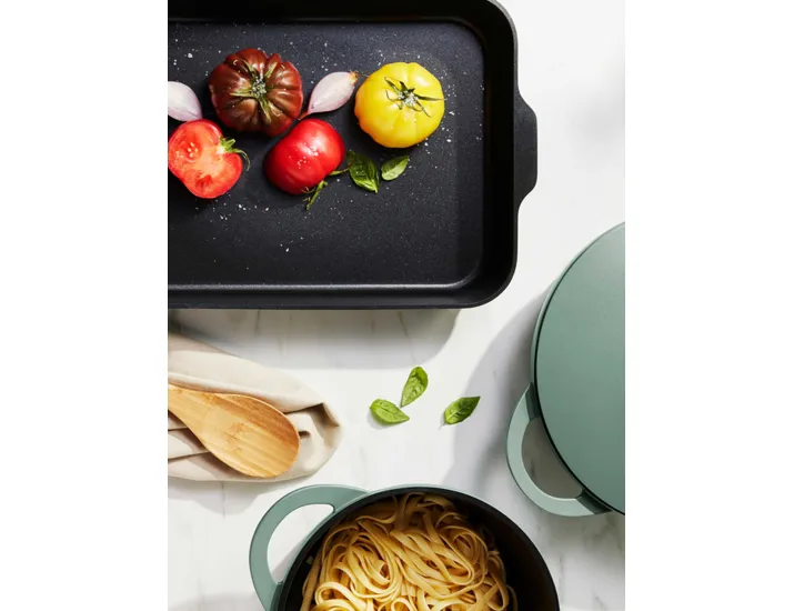 Форма для запекания 38x28.5x5.5 см зелёная с покрытием Maxwell & Williams Agile