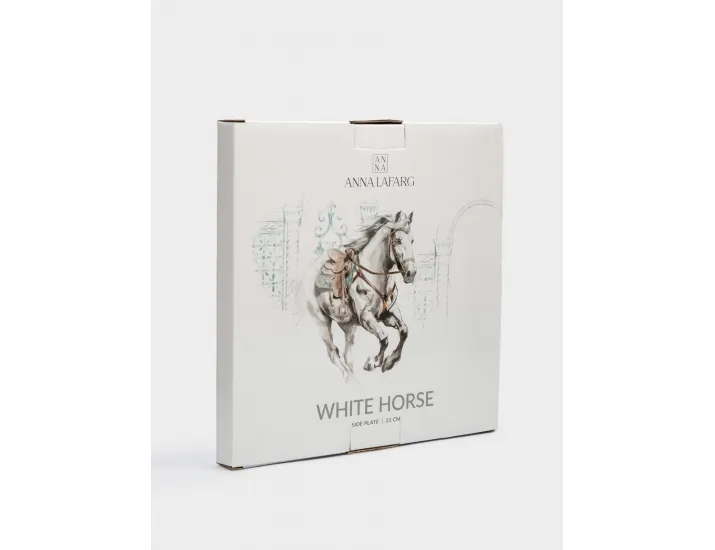 Тарелка закусочная 21 см белая с серебристым кантом Конь Anna Lafarg White horse