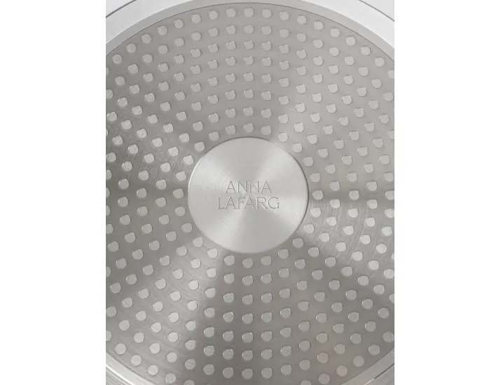 Кастрюля 24 см 3,9 л с крышкой с покрытием серо-черная Anna Lafarg Robust