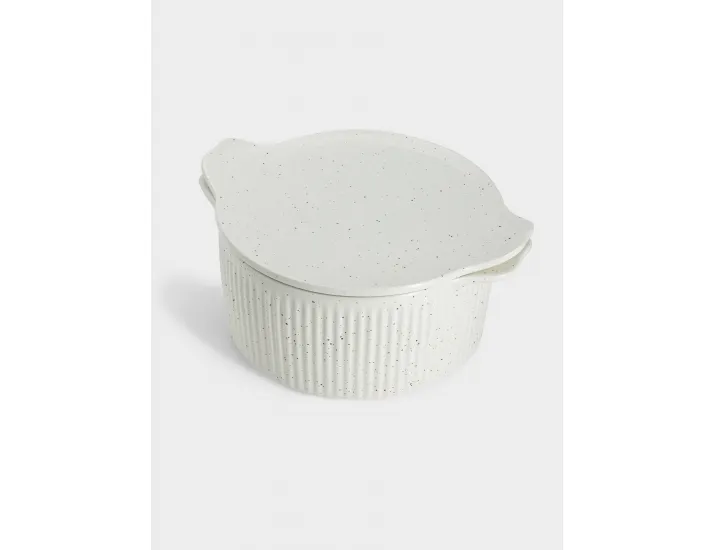 Кастрюля 3 л с крышкой круглая молочная в крапинку Maxwell & Williams Speckle