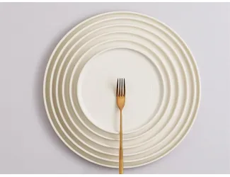 Тарелка с вертикальным бортом 18см Porland Anillo