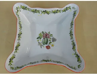 Салатник квадратный 17 см Leander Мэри-Энн, Шишки Новогодняя коллекция