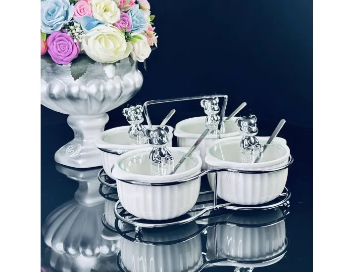 Набор из 4 баночек 150 мл для специй с ложками на подставке Lenardi 106-323 белый