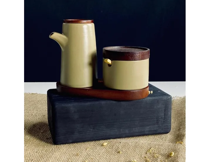 Набор для специй банка 250мл с ложкой и бутылки 2предмета на подставке Lenardi Tropical 235-119