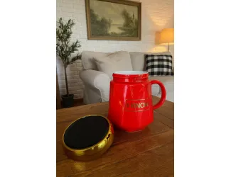 Кружка 520мл с крышкой Lenardi 315-034 красная