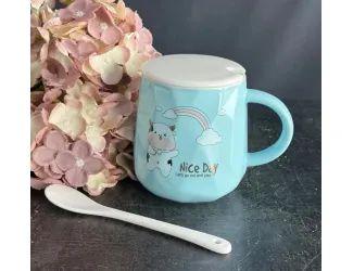 Детская кружка 420мл с крышкой и ложкой 315-054